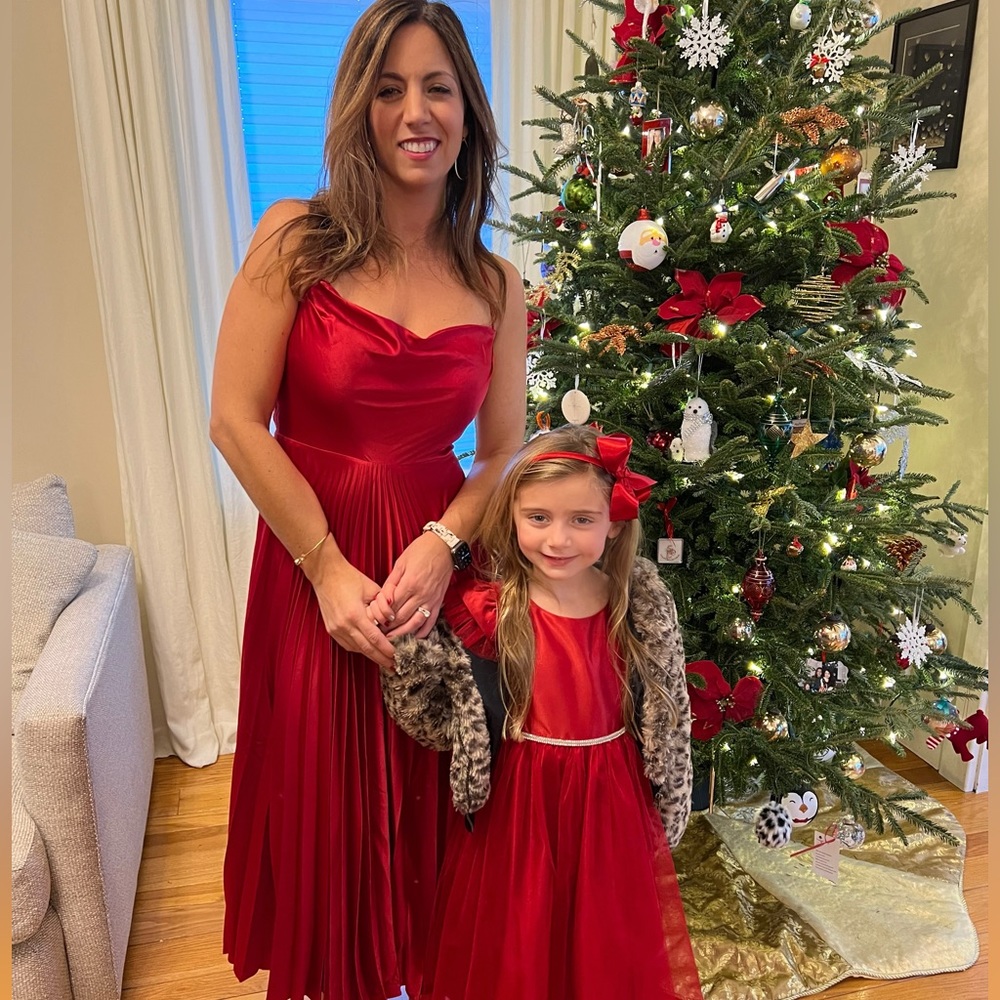Women’s Red Pleated Midi Dress